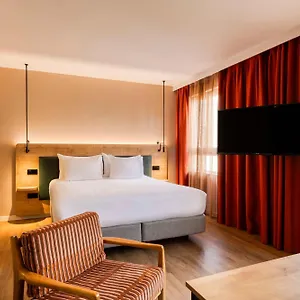 Hilton Garden Brussels Centre Отель